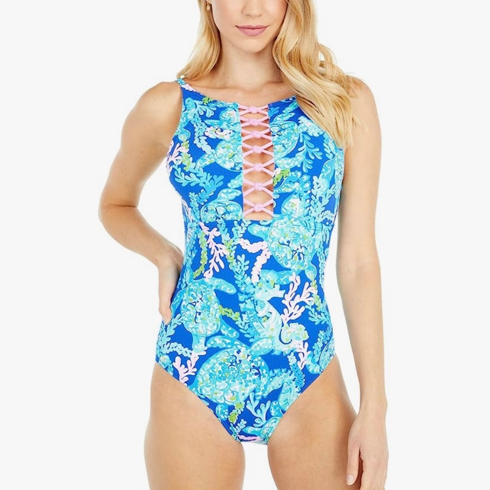 Lilly Pulitzer Mealy One Piece Swim Suit in Corsica blue turtle villa. Size 10